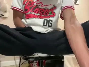 minusvibe – webcam model profile photo Image 3