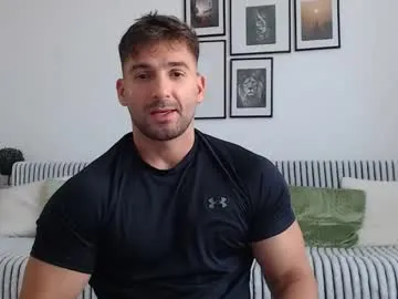 YoungSquad – webcam model profile photo Image 18