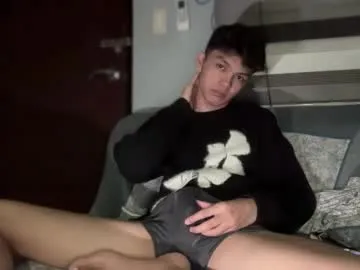 elisonni – webcam model profile photo Image 7