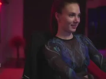 oops_my_english – webcam model profile photo Image 12