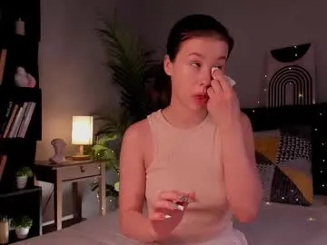 pantyless – webcam model profile photo Image 13