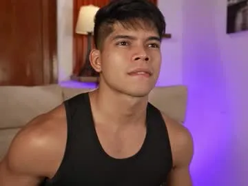 octavarium211 – webcam model profile photo Image 14