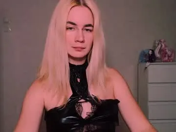 SssMmm69 – webcam model profile photo Image 5