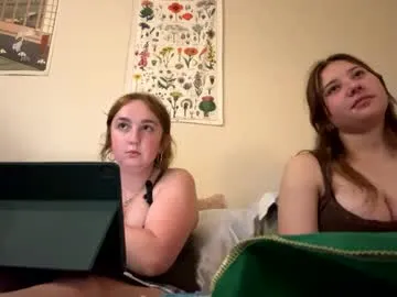 hina_porn – webcam model profile photo Image 6