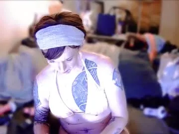 SEX-EDUCATION – webcam model profile photo Image 6