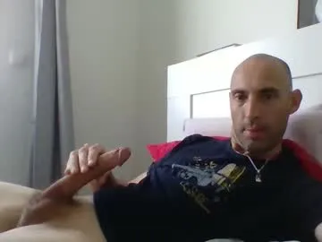 Adelaida1001 – webcam model profile photo Image 3