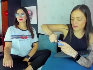 zui_lu – webcam model profile photo Image 7