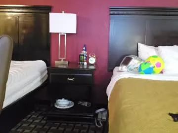 octavarium211 – webcam model profile photo Image 13