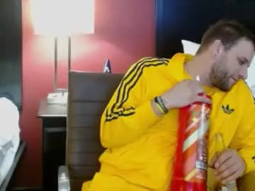 octavarium211 – webcam model profile photo Image 15