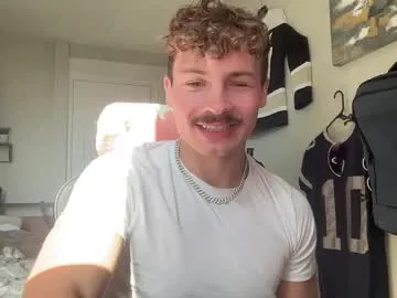 tyler_gus – webcam model profile photo Image 9