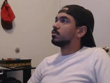 Taanni – webcam model profile photo Image 17