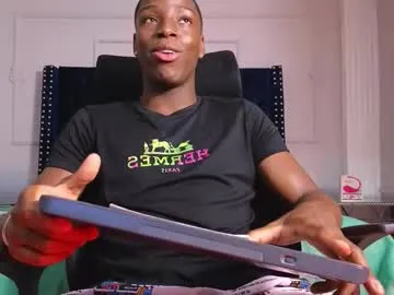 hungeddy – webcam model profile photo Image 19