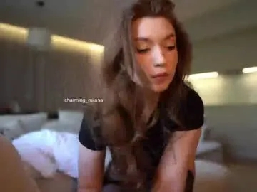 dolly-ll – webcam model profile photo Image 4