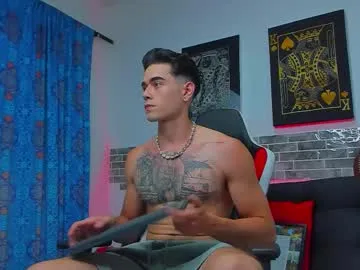 octavarium211 – webcam model profile photo Image 14