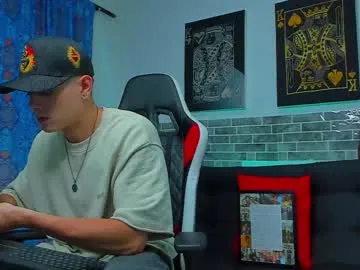 octavarium211 – webcam model profile photo Image 15