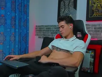 octavarium211 – webcam model profile photo Image 7