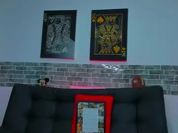 octavarium211 – webcam model profile photo Image 9