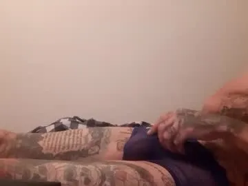 LovelyMiu – webcam model profile photo Image 17