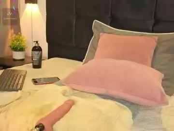 chloe_cherry21 Image 4