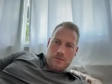 demieliss – webcam model profile photo Image 13