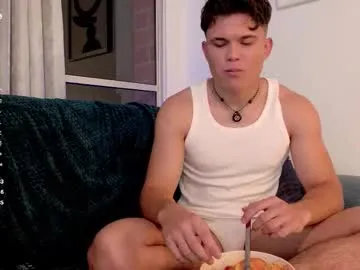 IORio2 – webcam model profile photo Image 16