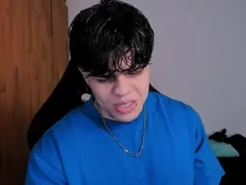 lagenovadura – webcam model profile photo Image 4