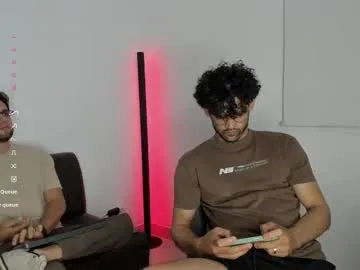 mayadashaaa – webcam model profile photo Image 9