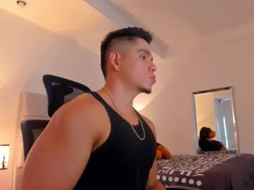 IORio2 – webcam model profile photo Image 17