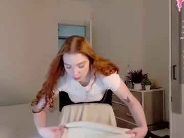 Juicy-Vikki – webcam model profile photo Image 3