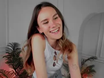 glorikitty – webcam model profile photo Image 15