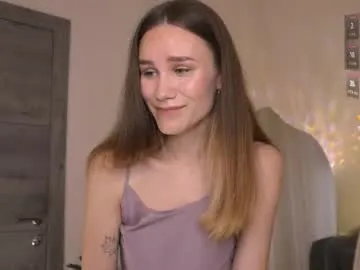 glorikitty – webcam model profile photo Image 3