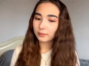 violetsmith_3 – webcam model profile photo Image 4