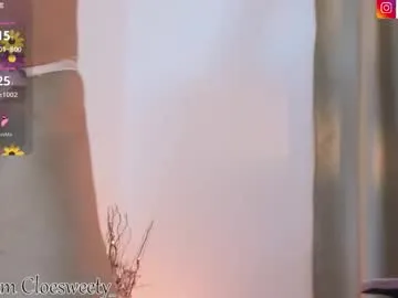 busenok – webcam model profile photo Image 5