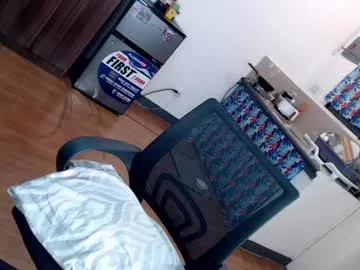 GraypacLive – webcam model profile photo Image 3