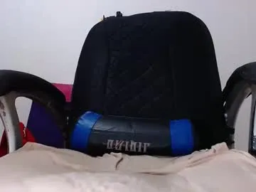 StarKristy – webcam model profile photo Image 8