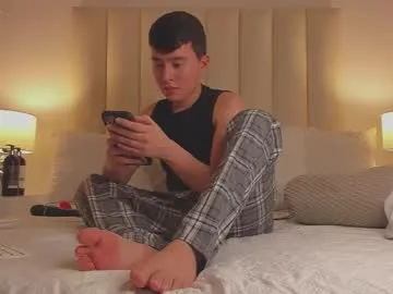 umi_umi_7 – webcam model profile photo Image 18