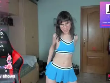 LinaTwins – webcam model profile photo Image 5