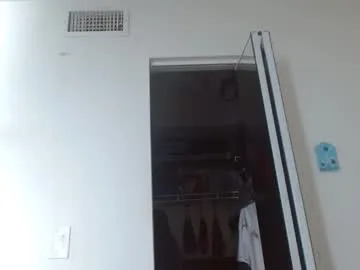 HopeHeaven – webcam model profile photo Image 19