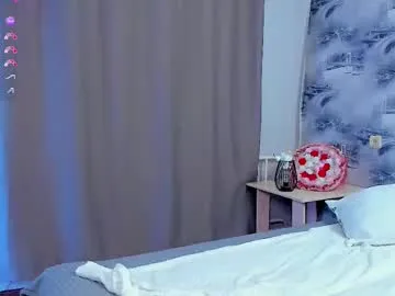 DoriDeluxe66 – webcam model profile photo Image 8