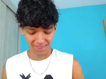 FaaBinaa – webcam model profile photo Image 8