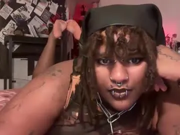 little_effy18_ – webcam model profile photo Image 15