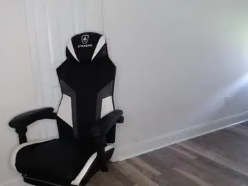 octavarium211 – webcam model profile photo Image 8