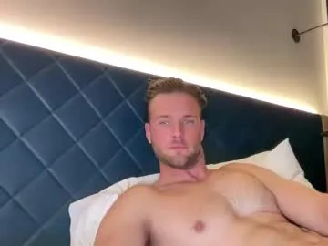 PinkyPai – webcam model profile photo Image 7