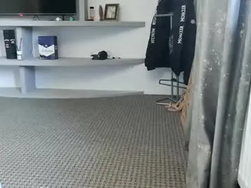 _chanMOMO_ – webcam model profile photo Image 4