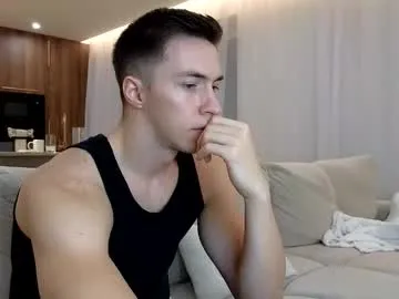 TwoPlay – webcam model profile photo Image 4