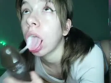 raisawetsx – webcam model profile photo Image 4