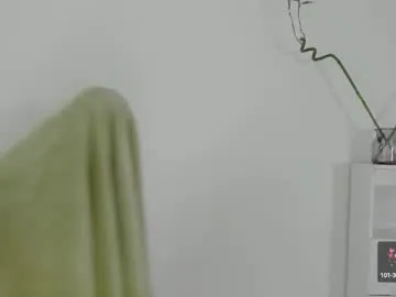 -Miray- – webcam model profile photo Image 14