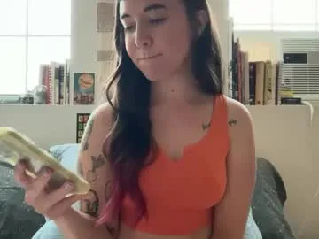 millemimi – webcam model profile photo Image 4