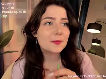 IORio2 – webcam model profile photo Image 10