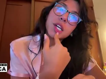 hina_porn – webcam model profile photo Image 9